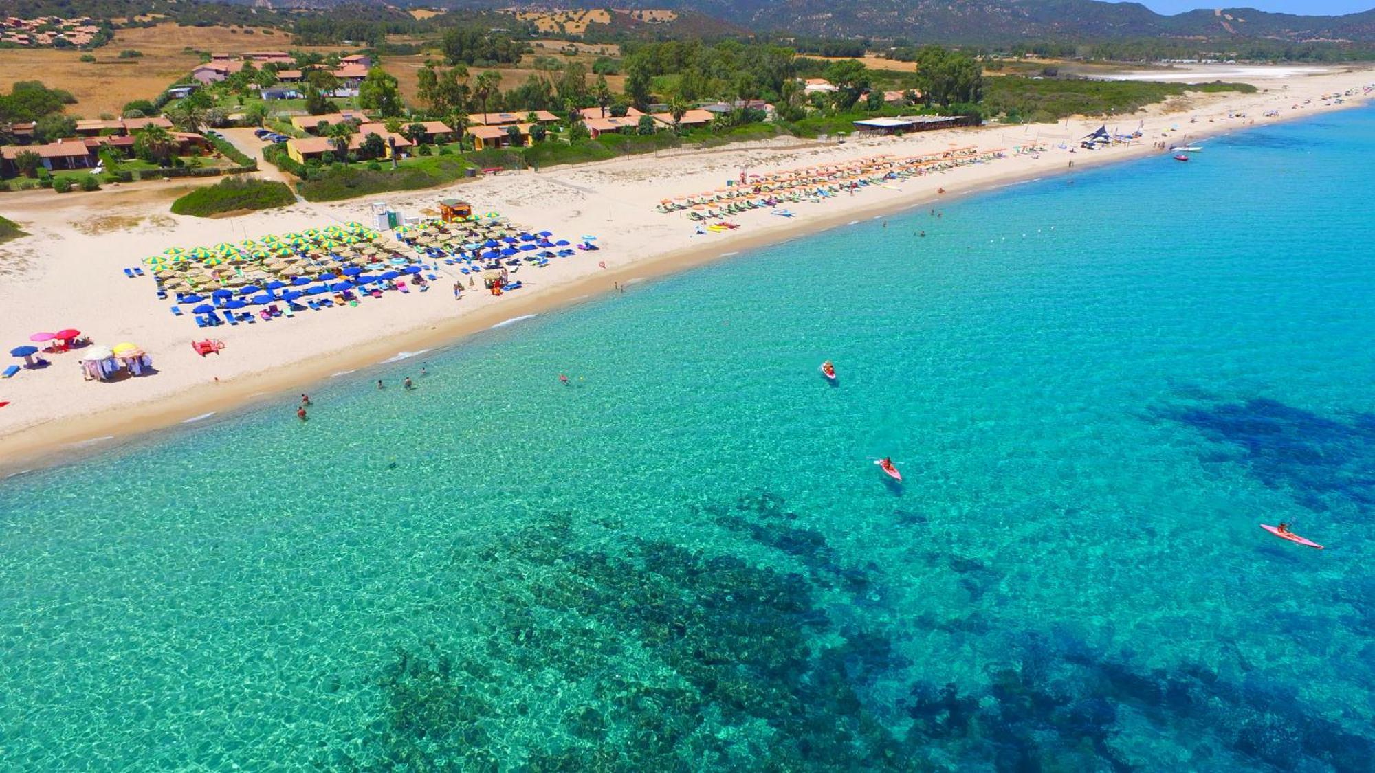 Rey Beach Club Monte Nai Exteriör bild